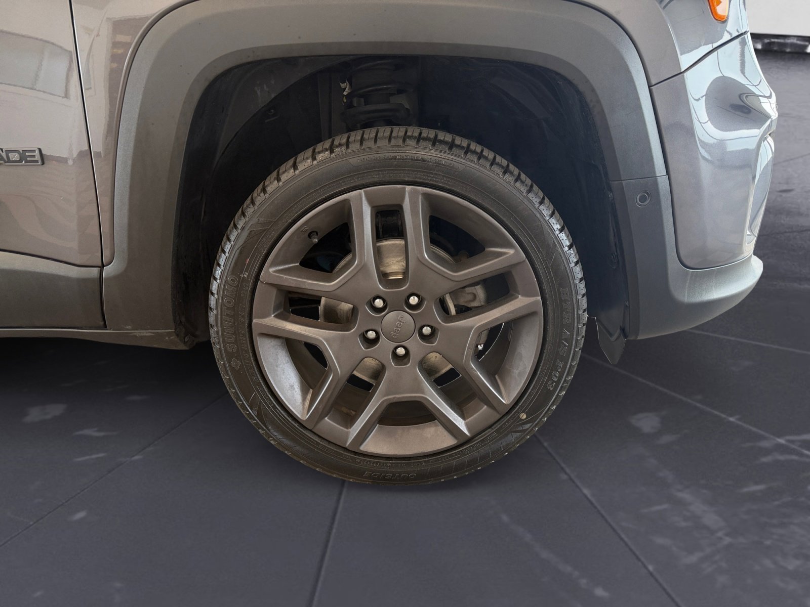 Certified Used 2021 Granite Crystal Metallic Clearcoat Jeep 80th Anniversary image 42