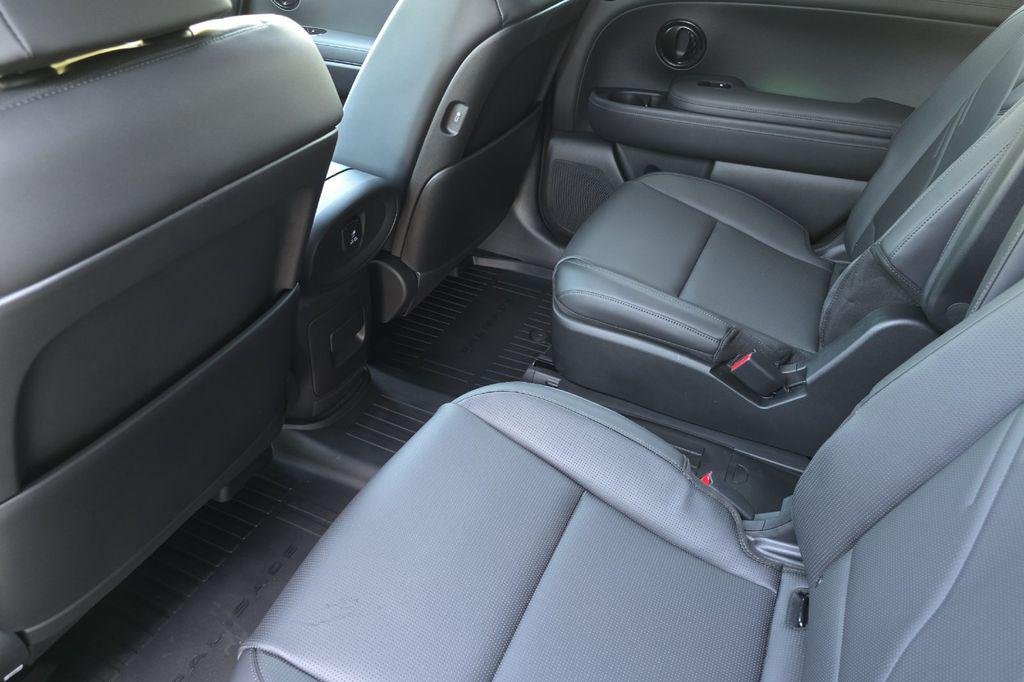 2026 Hyundai Palisade XRT Pro - Photo 9