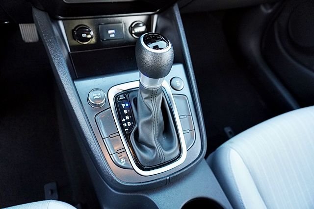 Used 2023 Gray Hyundai SEL image 30