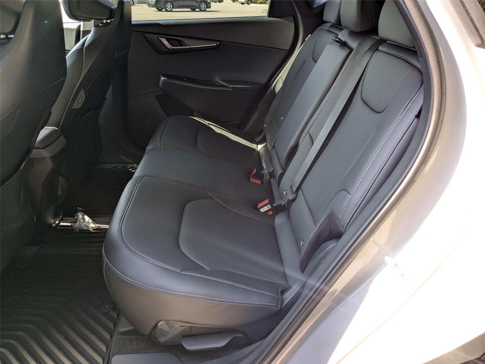 2025 Kia EV6 Wind - Photo 29