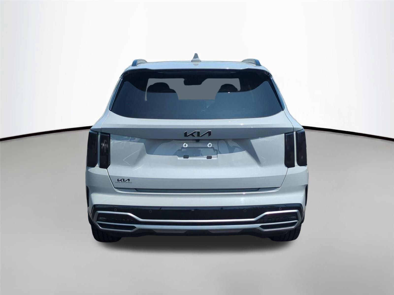 Used 2023 Wolf Gray Kia SX Prestige image 4