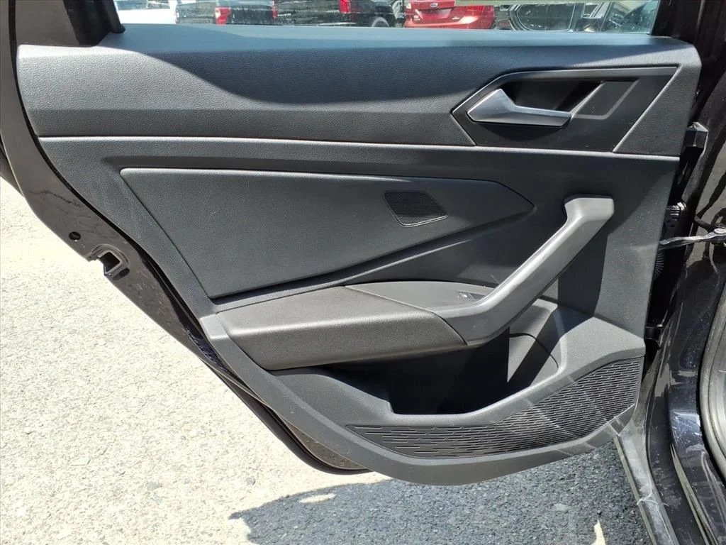 Used 2024  Volkswagen 1.5T SE image 24