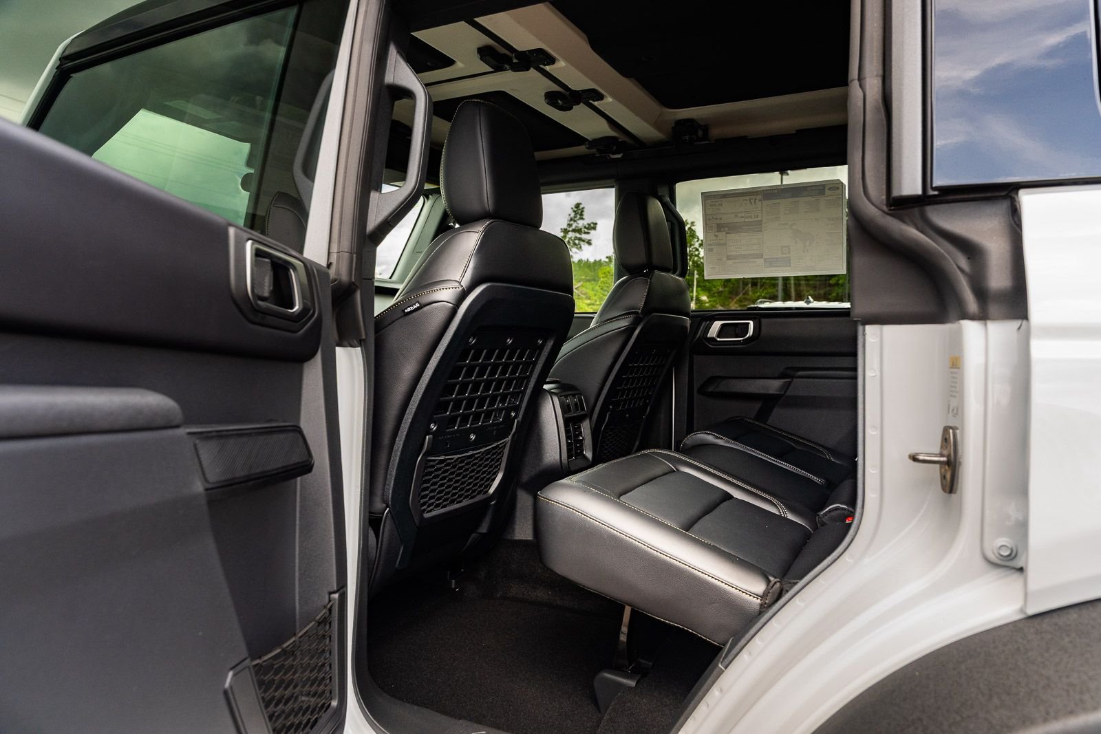 New 2026 Oxford White Ford Badlands® image 14