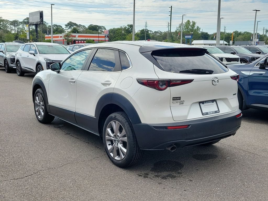 Used 2021 White Mazda Select image 4