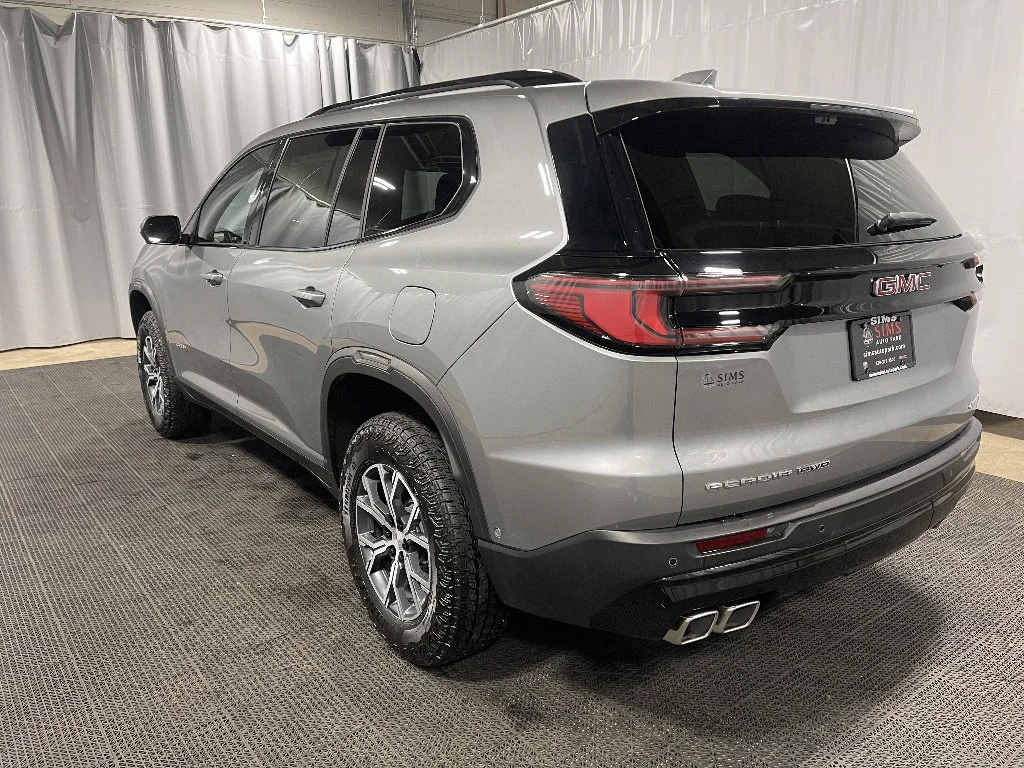 2025 GMC Acadia AT4 - Photo 9