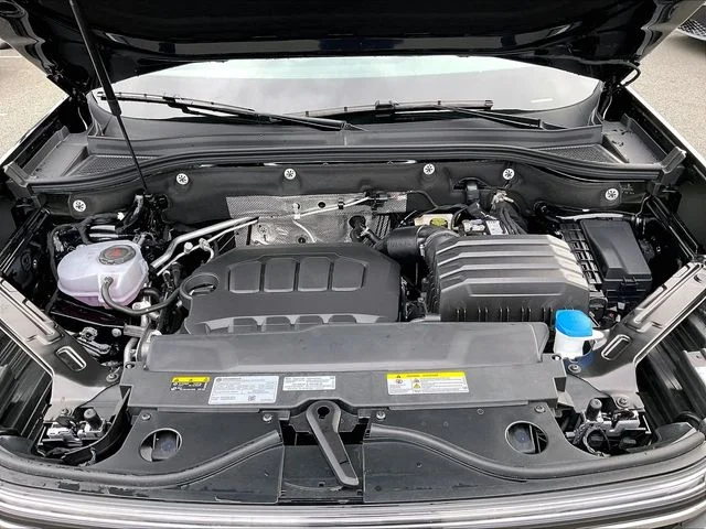 New 2026 Black Volkswagen SE w/Technology image 15