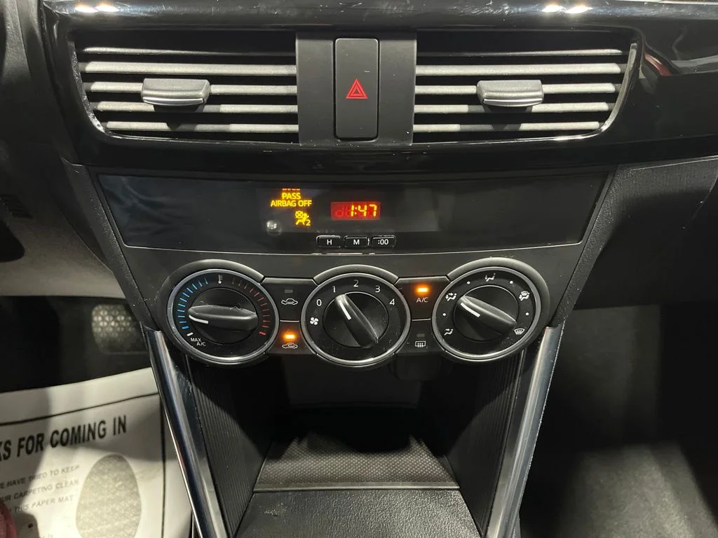 Used 2014 Red Metallic Mazda Touring image 21