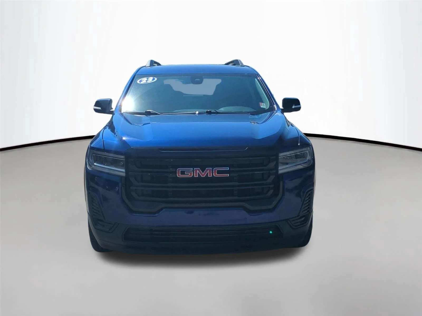 Used 2023 Ultra Blue Metallic GMC SLE image 8