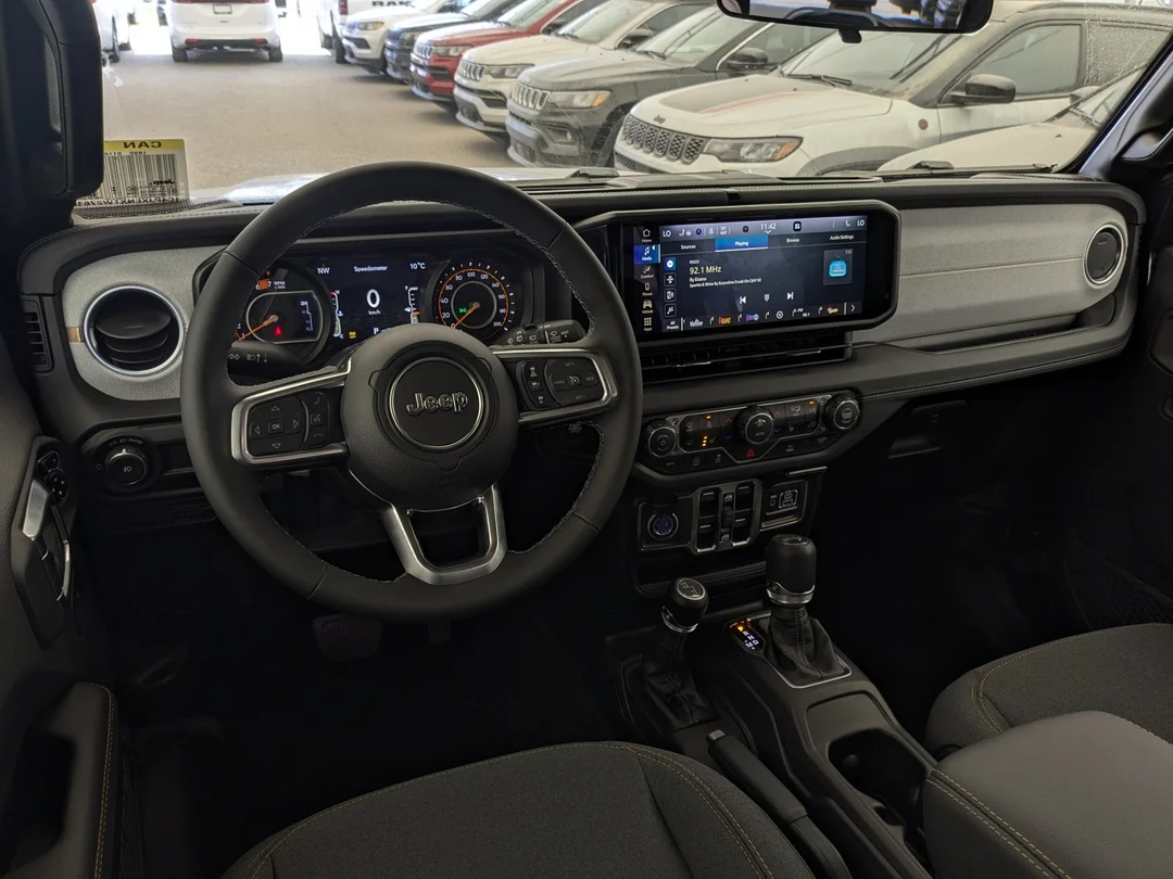 New 2026 Black Jeep Sahara - - 4x4 - Body- Color Top - Side Steps - 2.0L Turbo - Remote Start & More! image 21