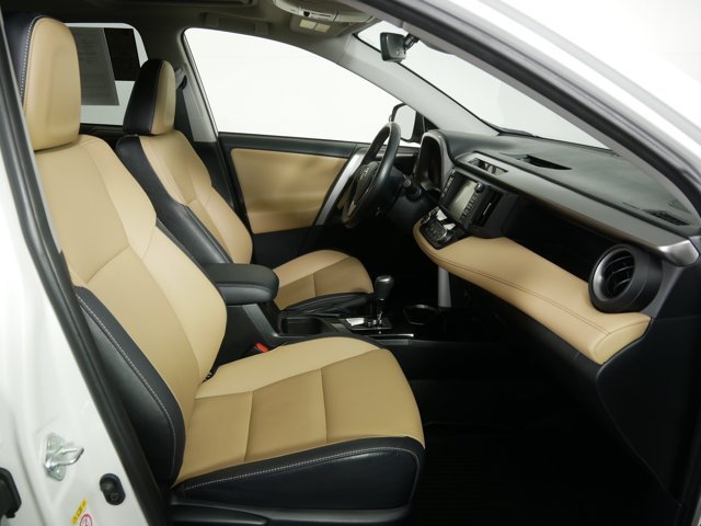 Certified Used 2018 Blizzard Pearl Toyota Limited image 17