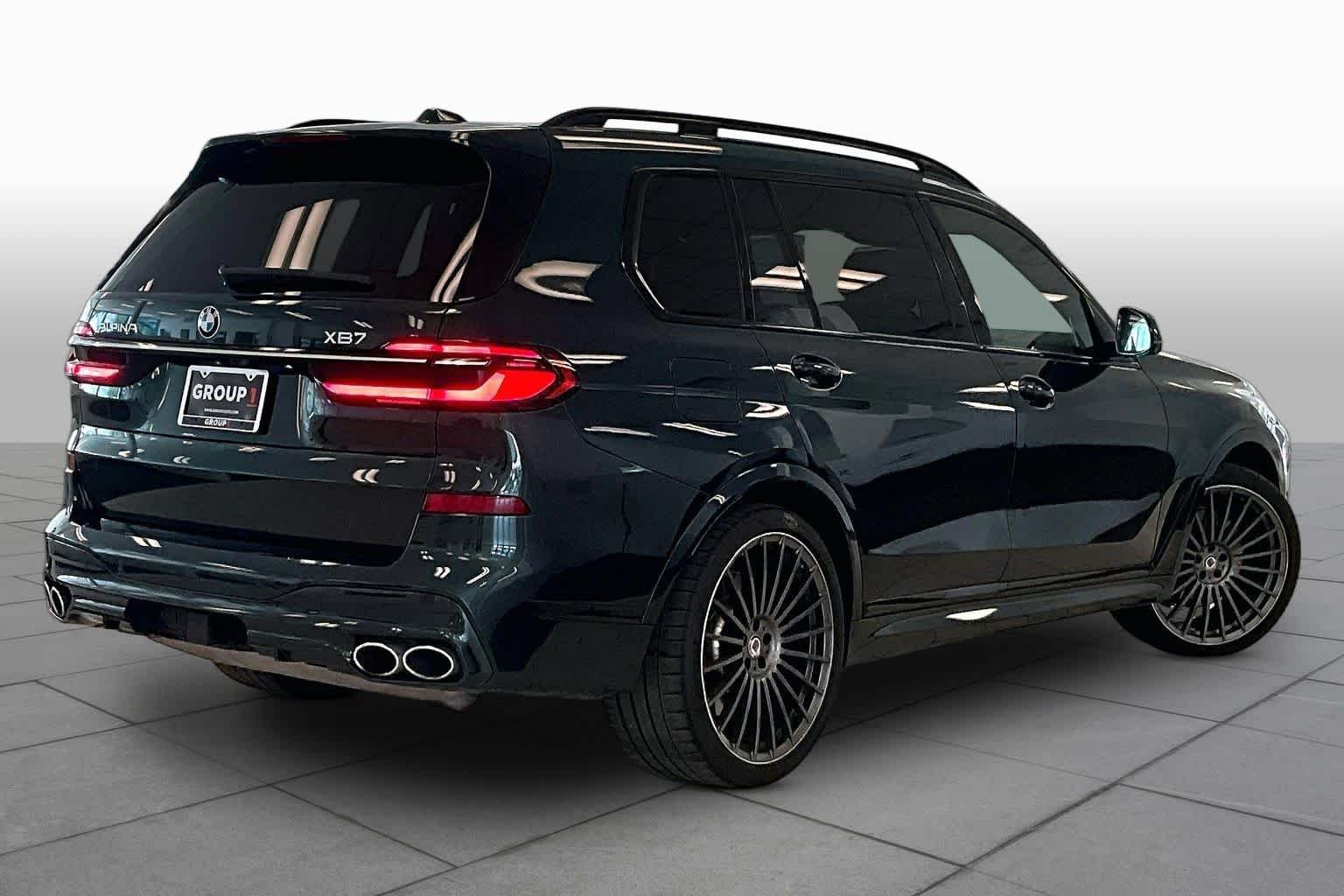 Used 2025 ALPINA Green Metallic BMW ALPINA XB7 image 12
