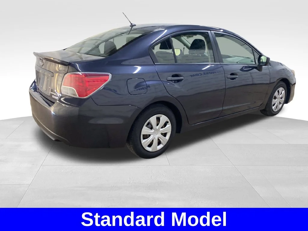 Used 2016 Gray Subaru 2.0i image 4
