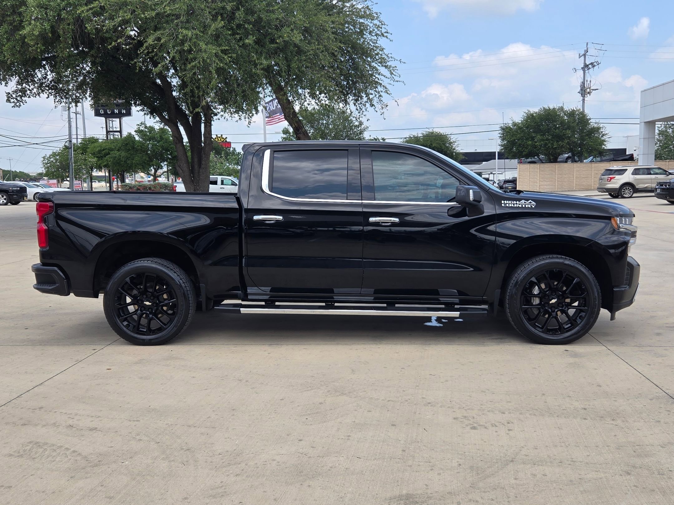 2022 Chevrolet Silverado 1500 Limited High Country - Photo 9