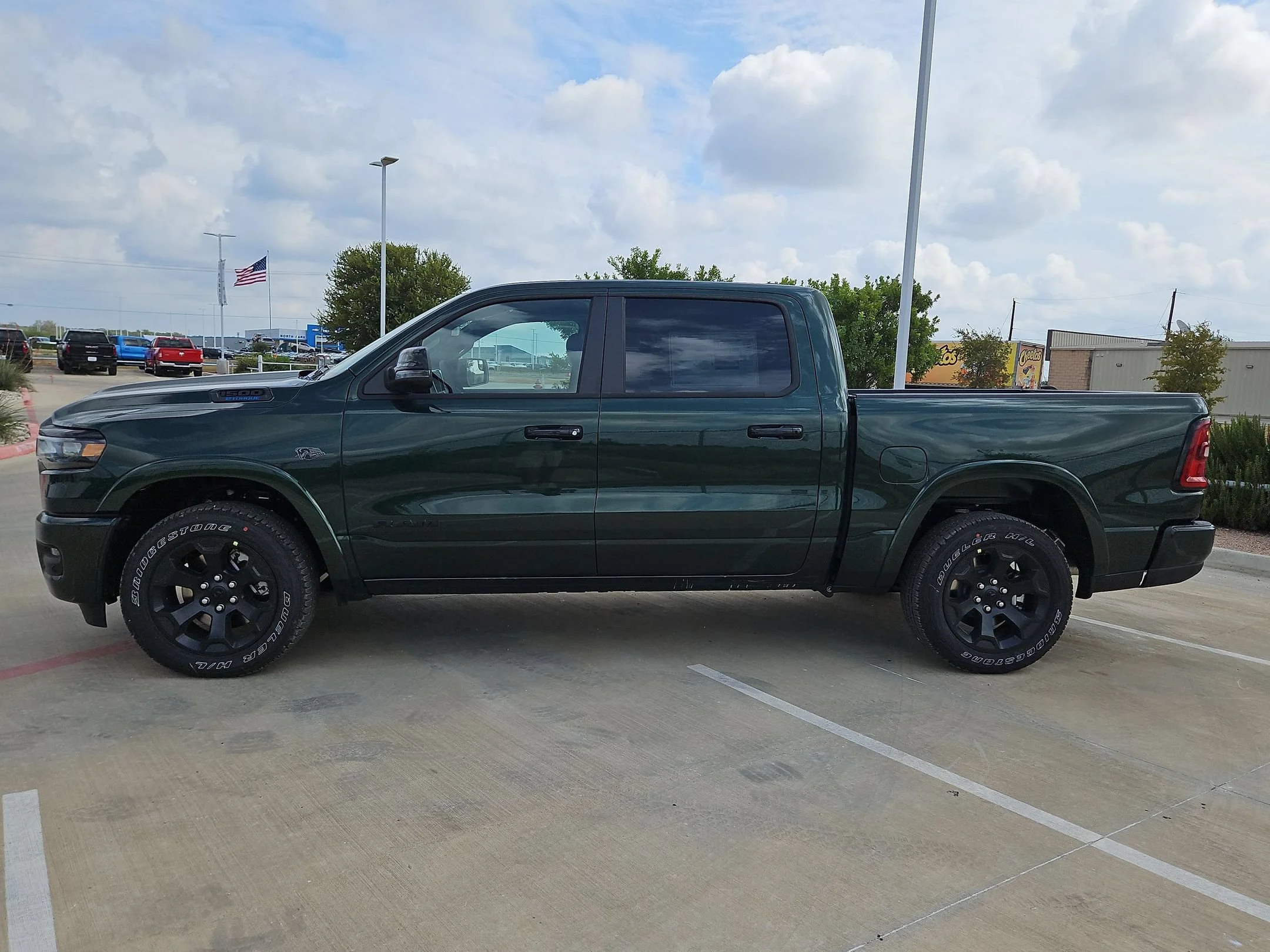 New 2027 Serrano-Green Metallic Exterior Paint RAM Big Horn/Lone Star image 6