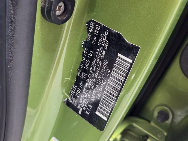 Used 2023 Green Hyundai SEL image 17