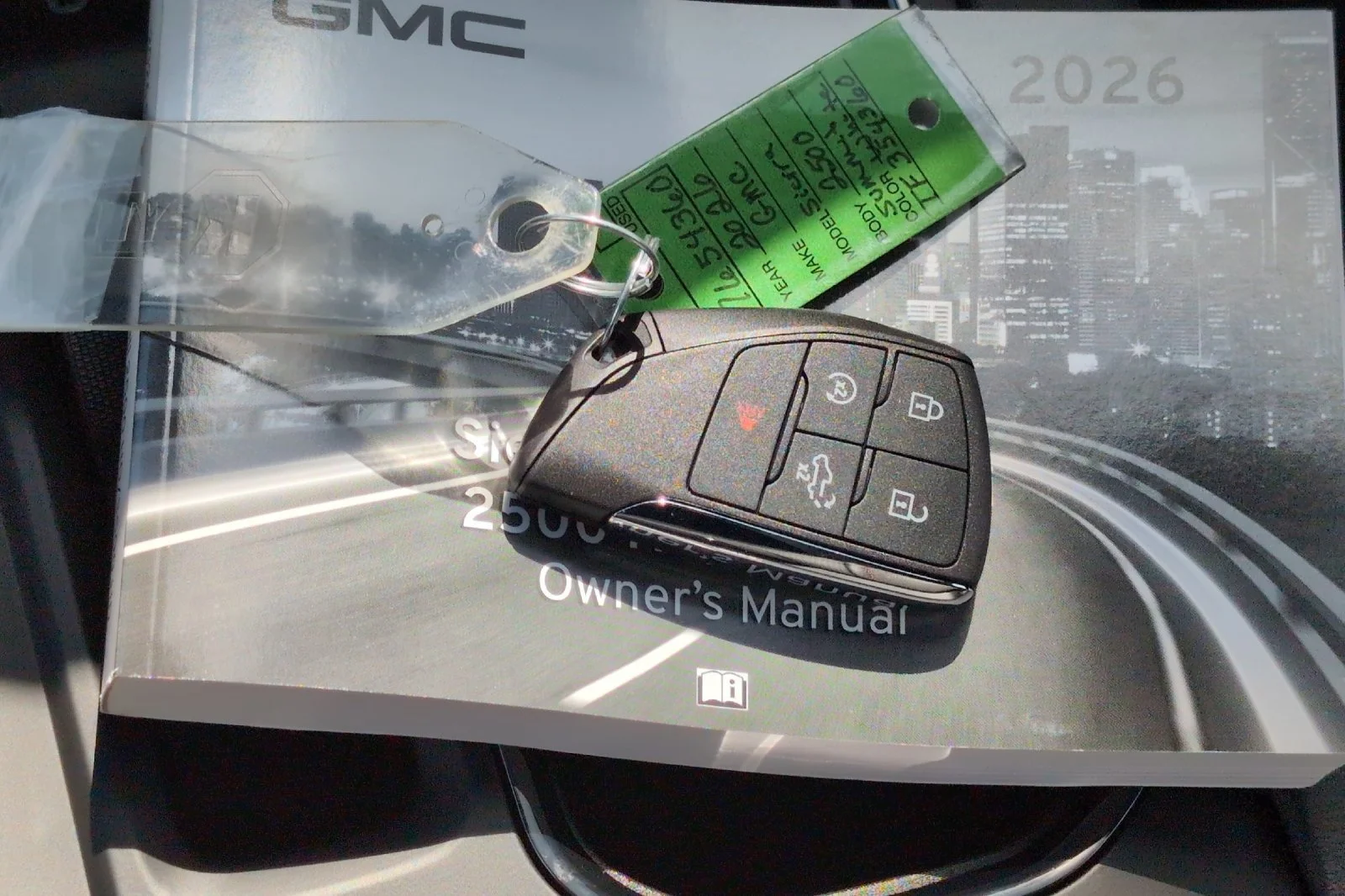 New 2026 Summit White GMC AT4 image 9