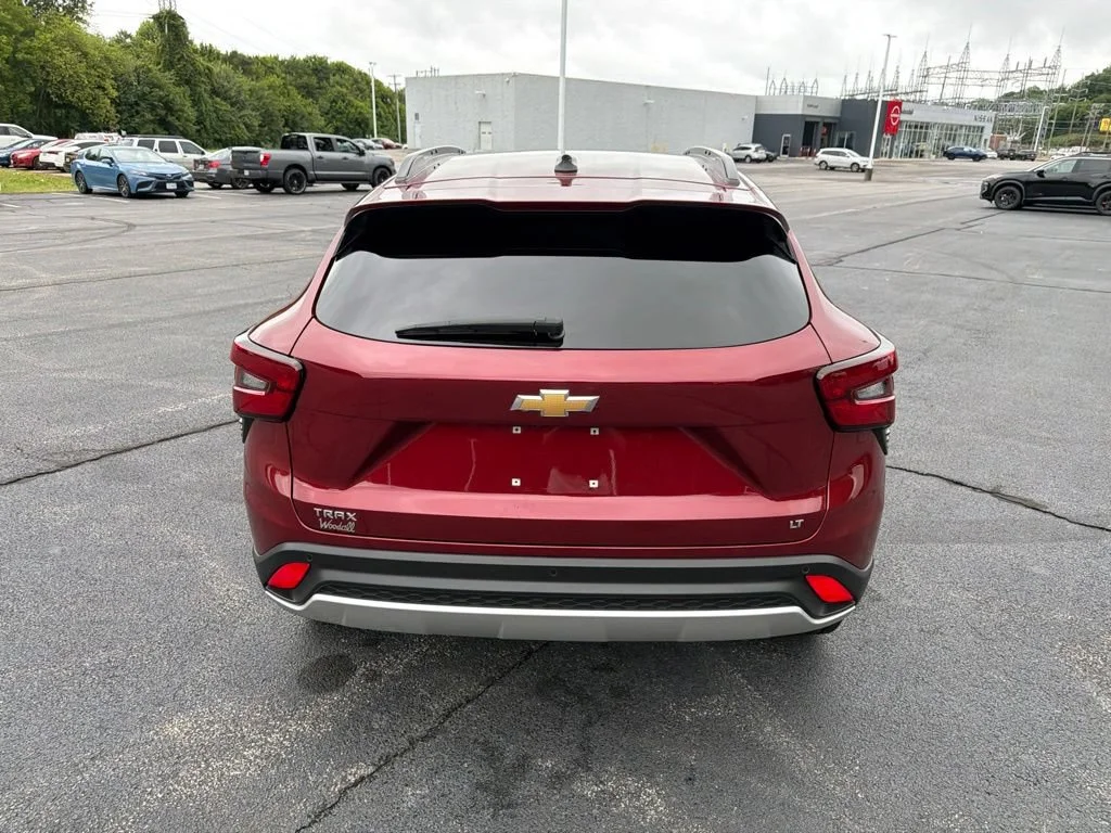 Used 2024 Crimson Metallic Chevrolet LT image 8