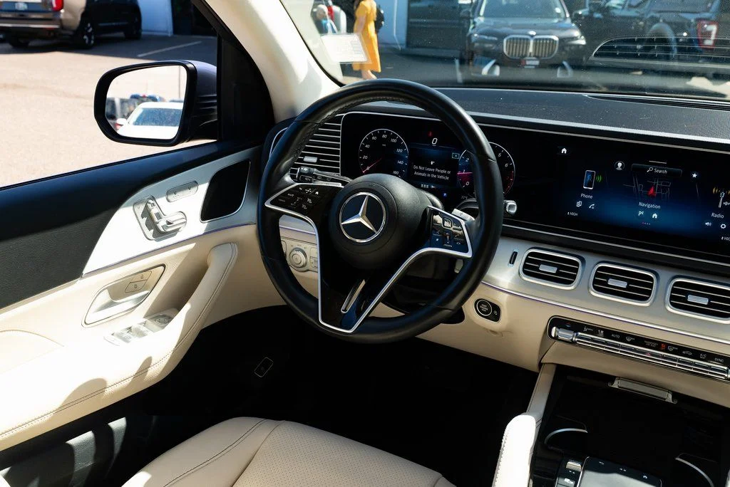 Used 2024 Blue Mercedes-Benz GLE 350 image 9