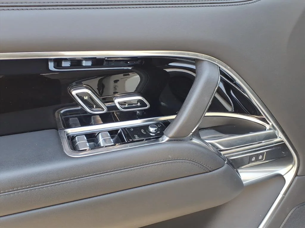 2022 Land Rover Range Rover Base - Photo 10