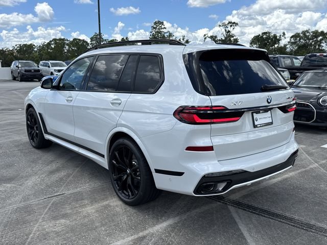 New 2027 Mineral White Metallic BMW xDrive40i image 5