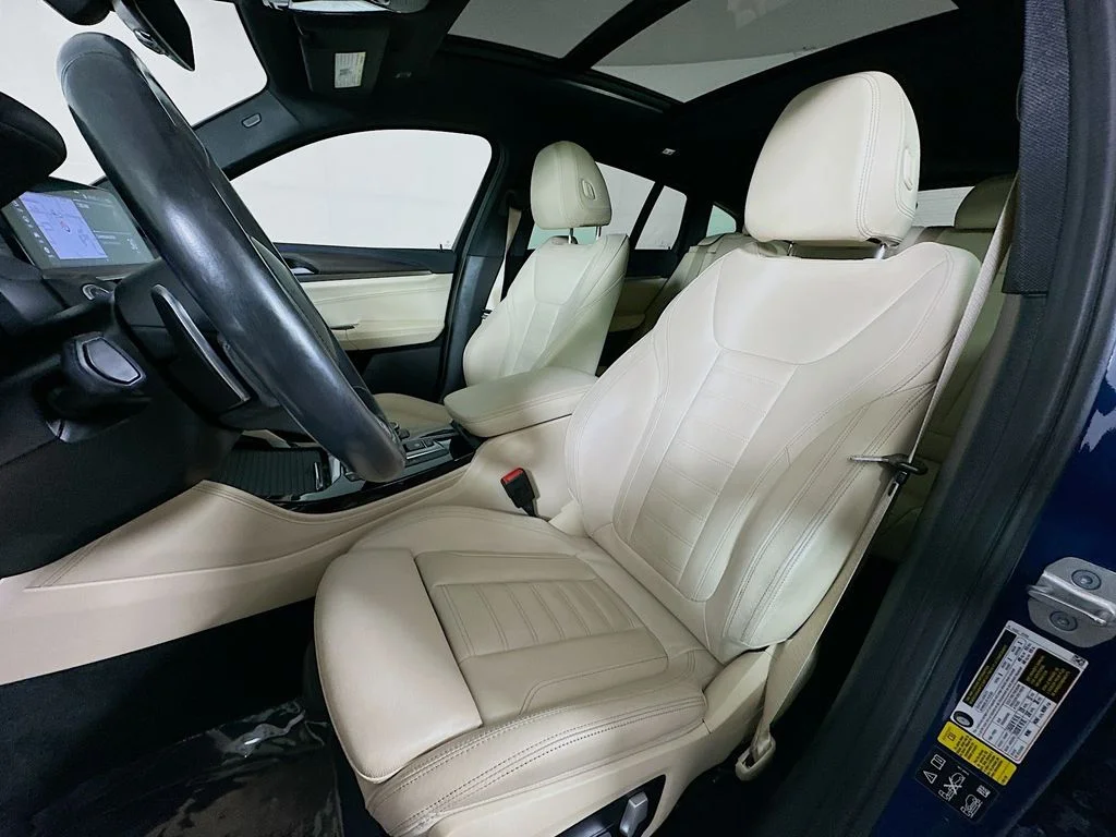 Used 2021 Blue Metallic BMW xDrive30i image 12