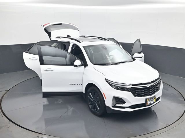 Used 2023 Summit White Chevrolet RS image 29