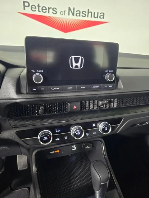 Used 2023 Silver Honda LX image 21