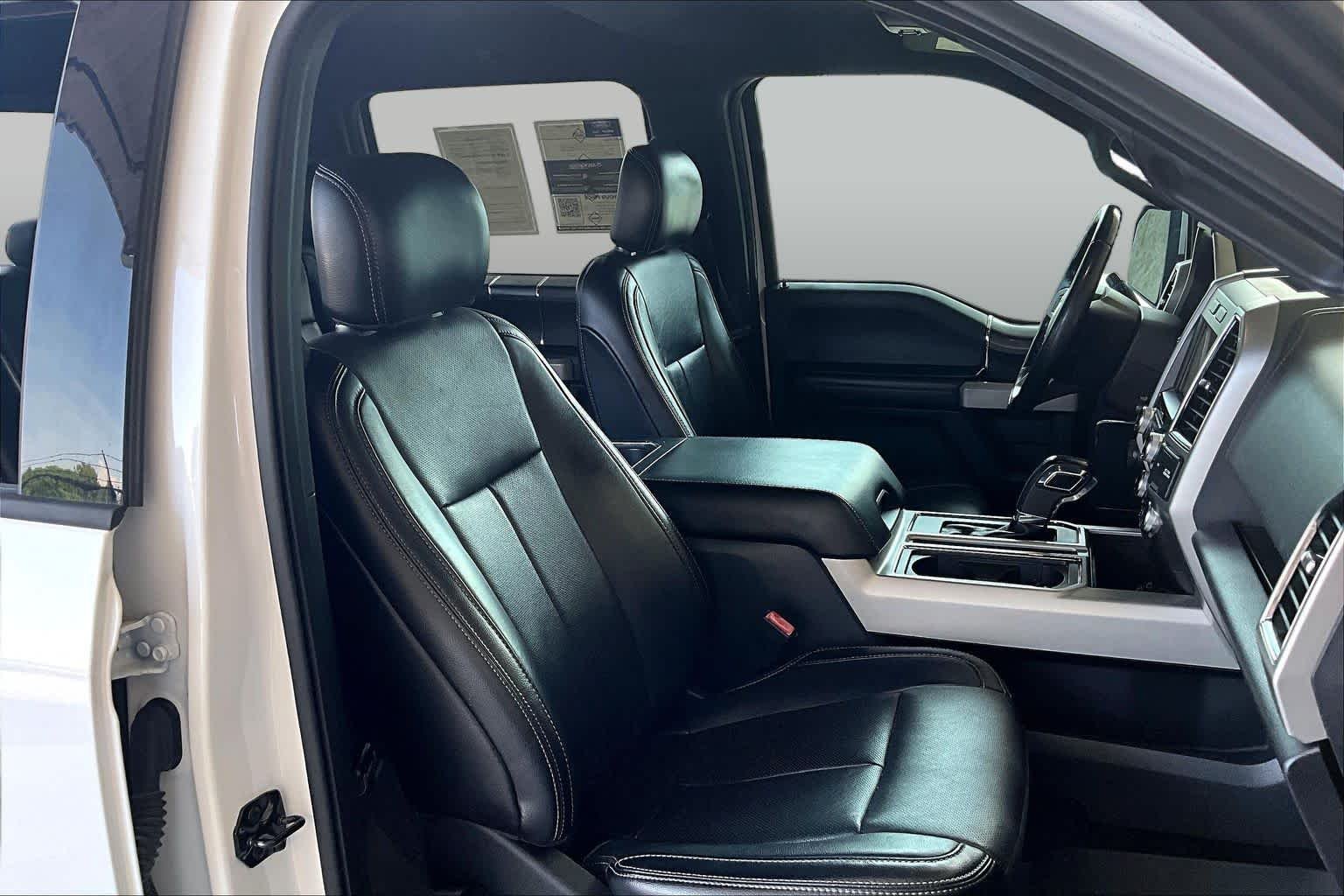 Used 2018 Oxford White Ford LARIAT image 9