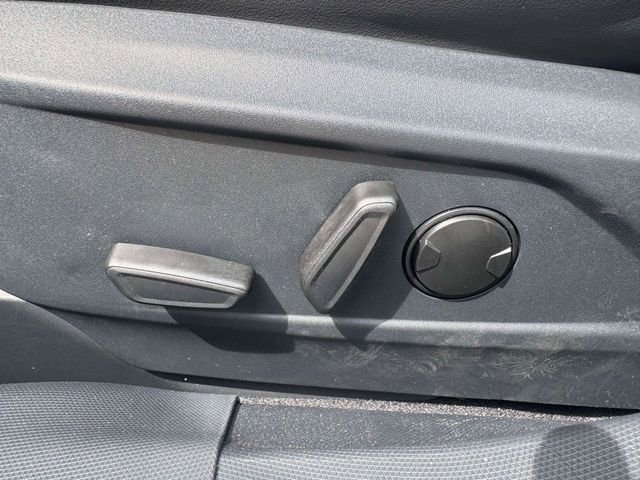 New 2026 Glacier Gray Metallic Tri-coat Ford Premium image 45