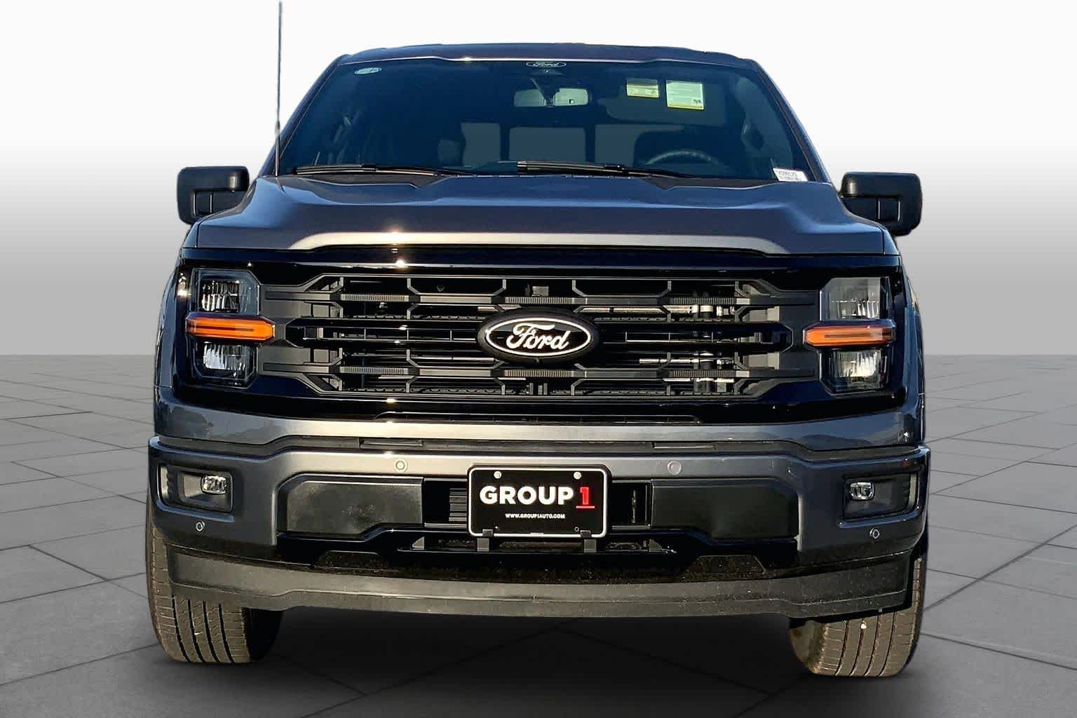 New 2026 Carbonized Gray Metallic Ford XLT image 3