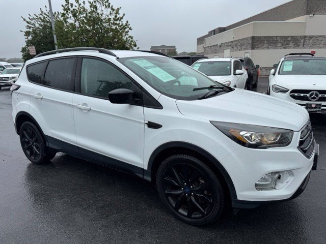 Used 2018 Oxford White Ford SE image 1