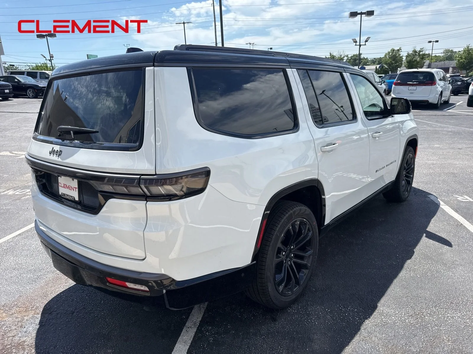 New 2026 Bright White Clearcoat Jeep Summit Reserve image 8