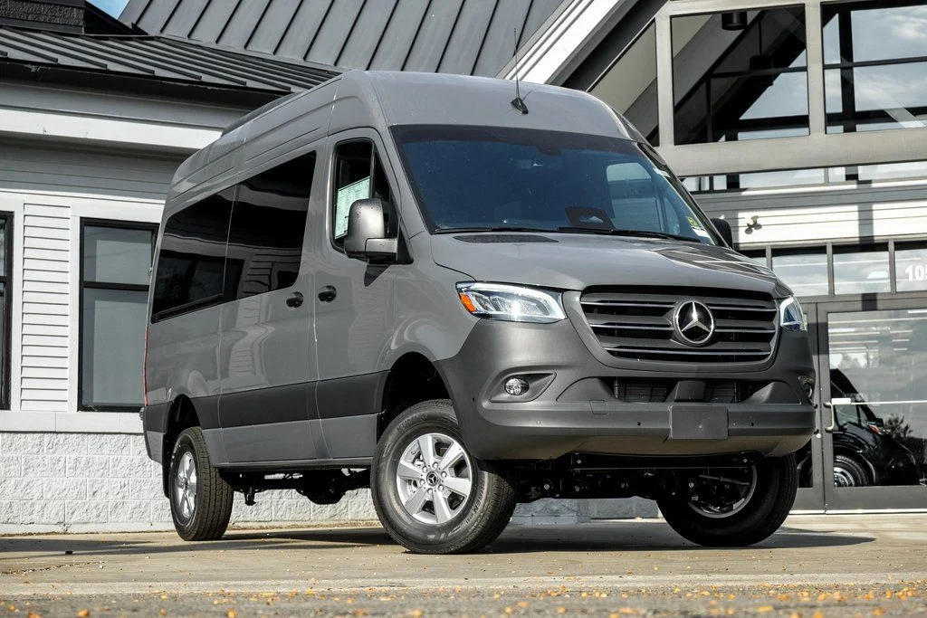 2025 Mercedes-Benz Sprinter 2500 144 WB HO 4x4's photo
