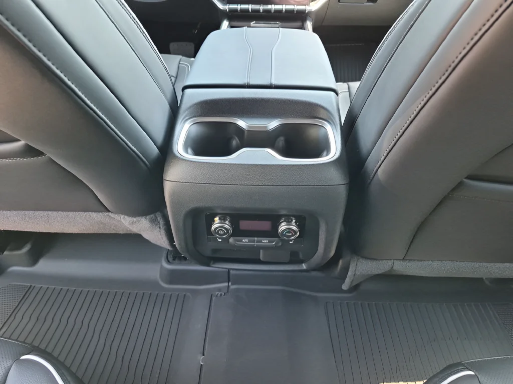 New 2027 Glacier White Tricoat GMC Denali image 32