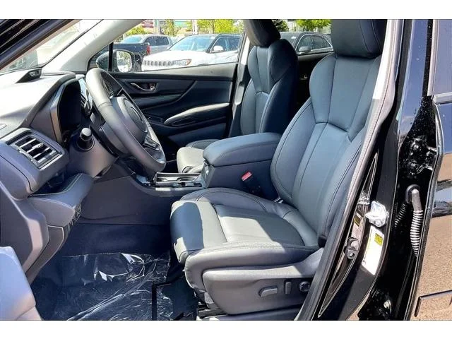 New 2026 CRYSTAL BLACK SILICA Subaru Onyx Edition Touring 7-Passenger image 12