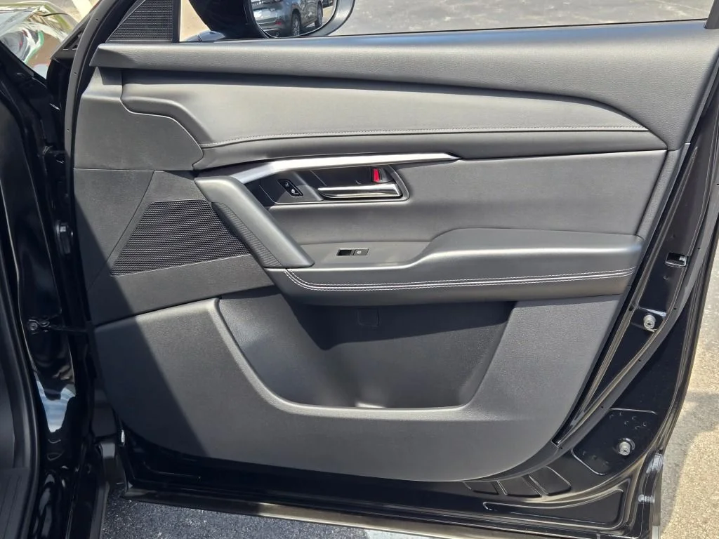 New 2026 Black Mazda 2.5 S Select image 4