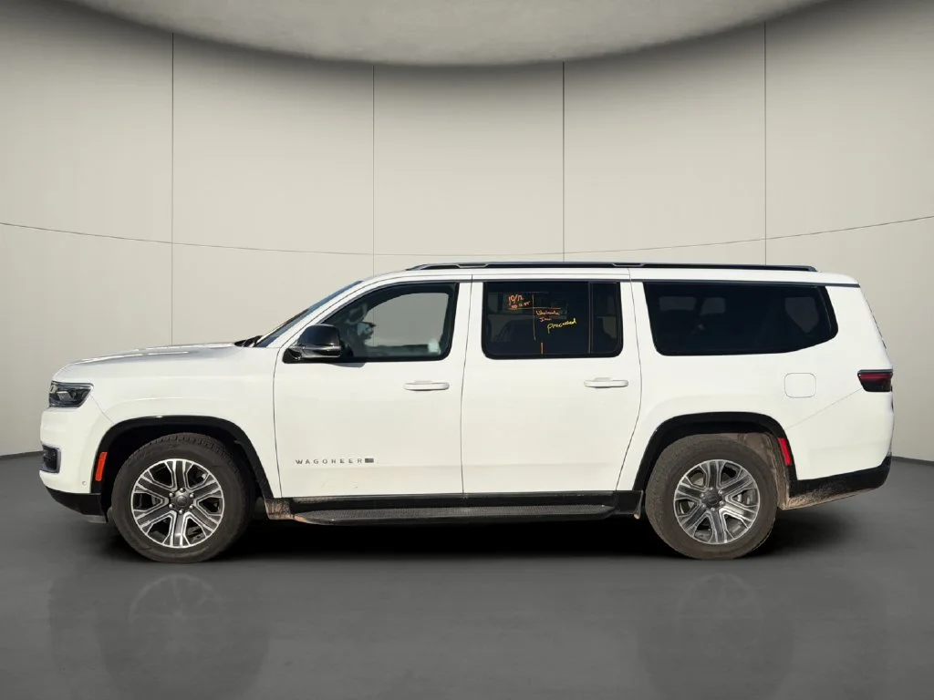 Used 2024 White Jeep Series II image 4