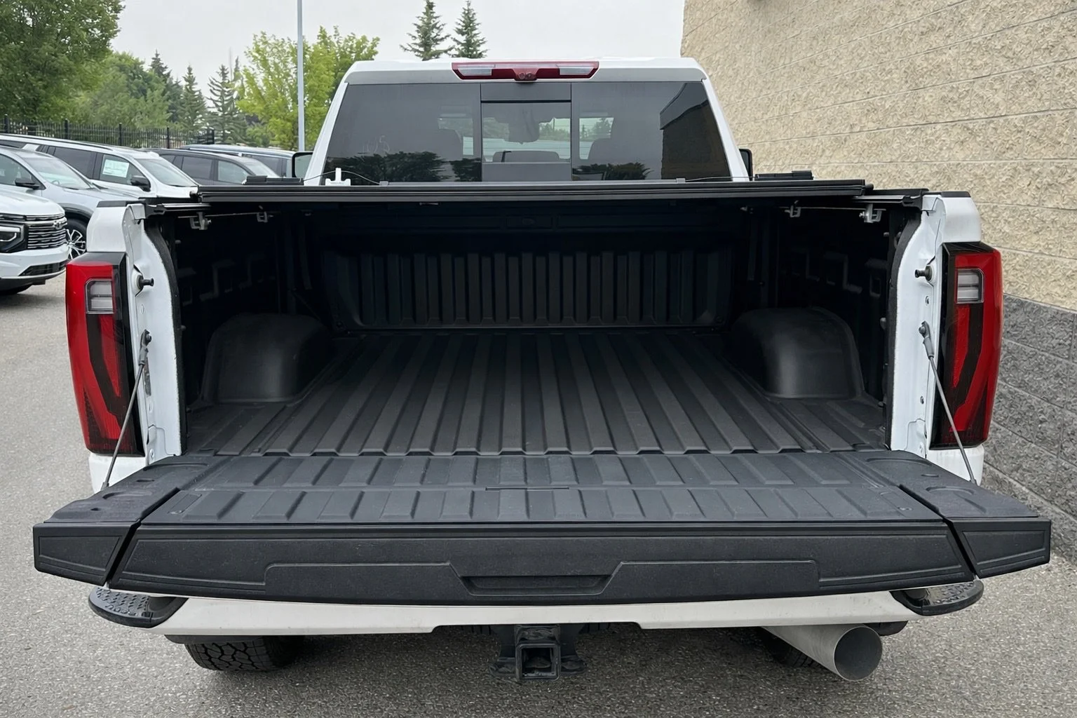 New 2026 Summit White GMC Denali image 8