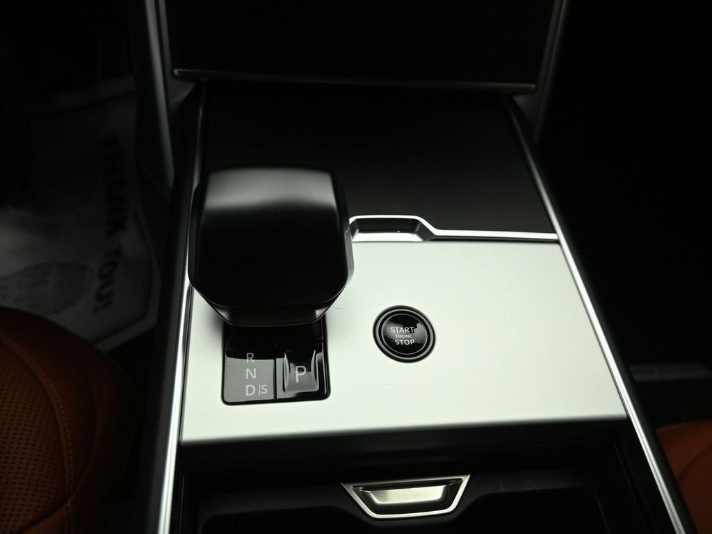 2025 LAND ROVER RANGE ROVER - Image 17