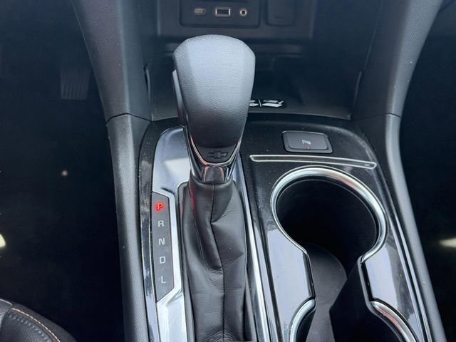 Used 2022 Iron Gray Metallic Chevrolet Premier image 28