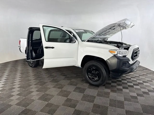 Used 2022 White Toyota SR image 12
