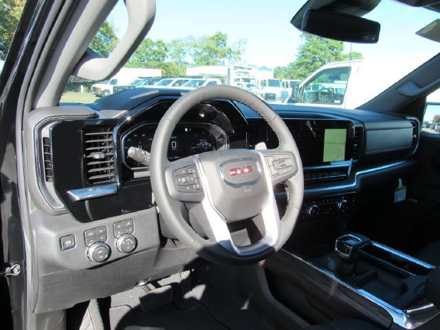 New 2026 Onyx Black GMC SLT image 13