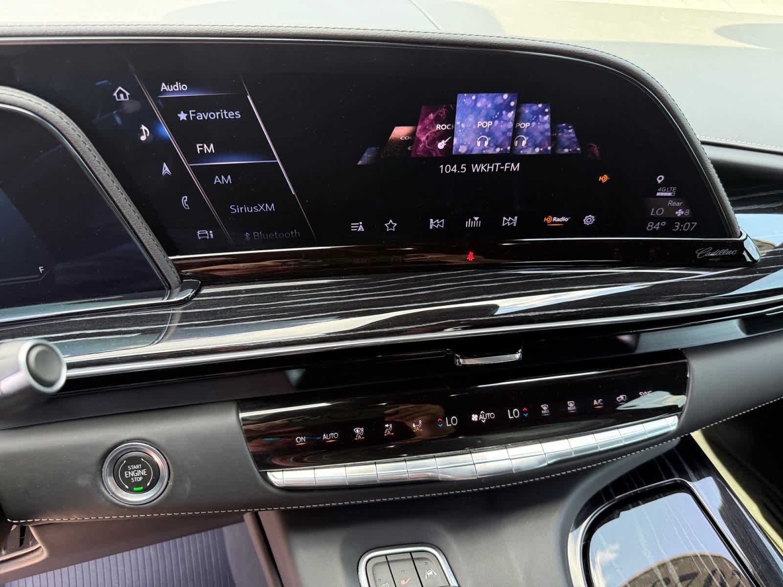 Used 2023 Argent Silver Metallic Cadillac AWD V-Series image 19
