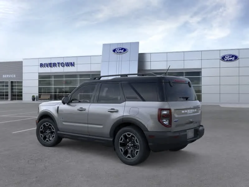 New 2025 Carbonized Gray Metallic Ford Outer Banks® image 4