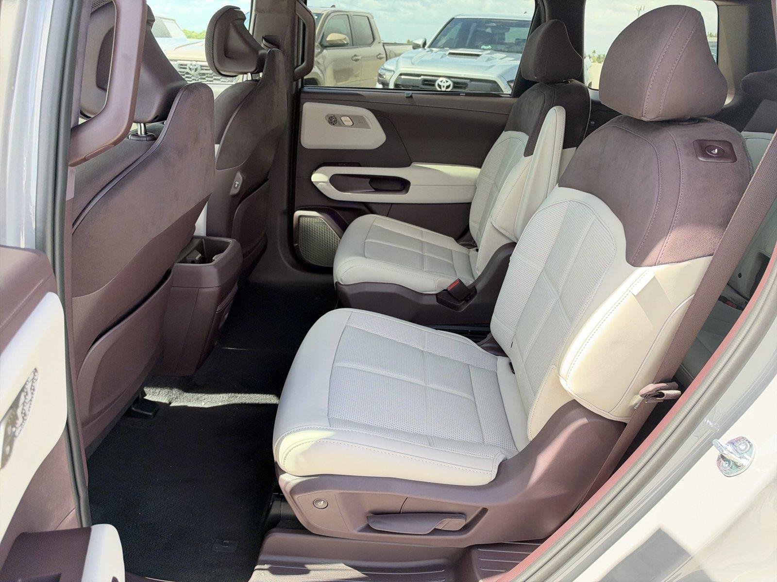 New 2027 Wolf Gray KIA SX-Prestige image 22