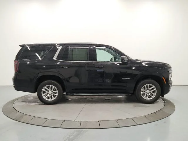 Used 2025 Black Chevrolet LT image 8