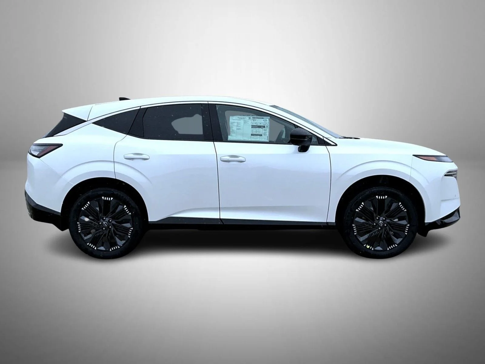New 2026 White Nissan Platinum image 4