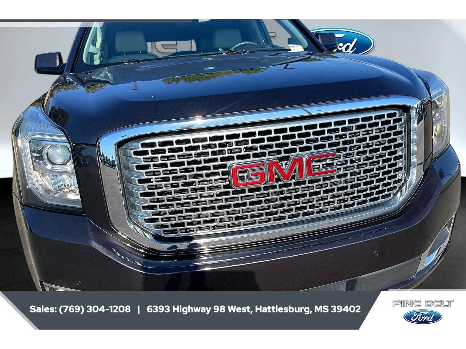 Used 2017 Iridium Metallic GMC Denali image 22