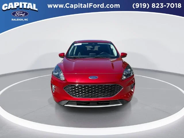 Used 2022 Red Ford SEL image 3