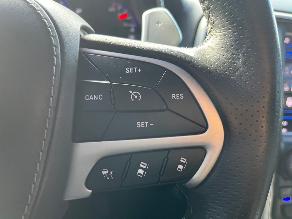 Used 2018 Red Jeep Trackhawk image 16